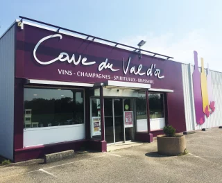 Extérieur magasin Cave du Val d'Or à Viriat