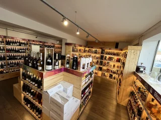 Intérieur magasin Cave du Val d'Or Bourg en Bresse
