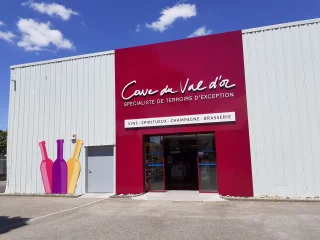 Enseignes magasin Cave du Val d'Or Vaulx en Velin